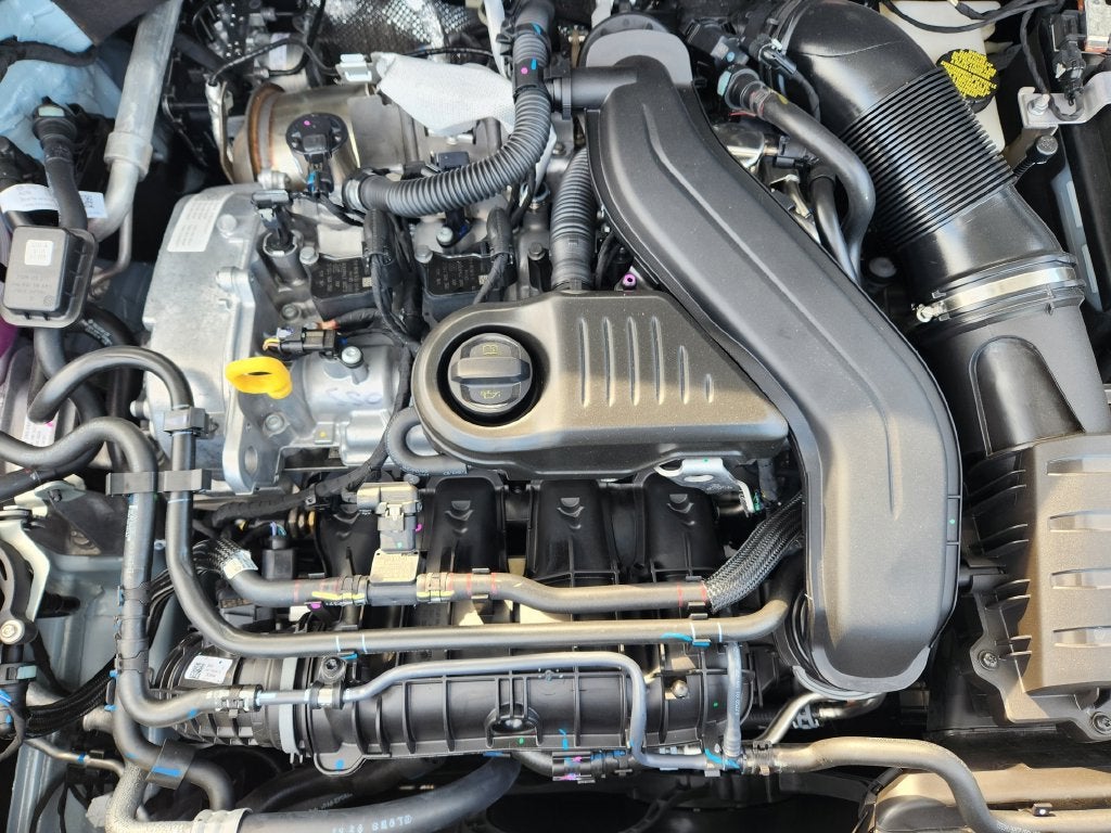 2027 Volkswagen Taos 1.5T SE