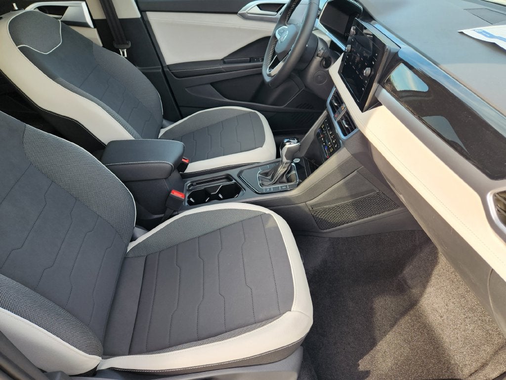 2027 Volkswagen Taos 1.5T SE