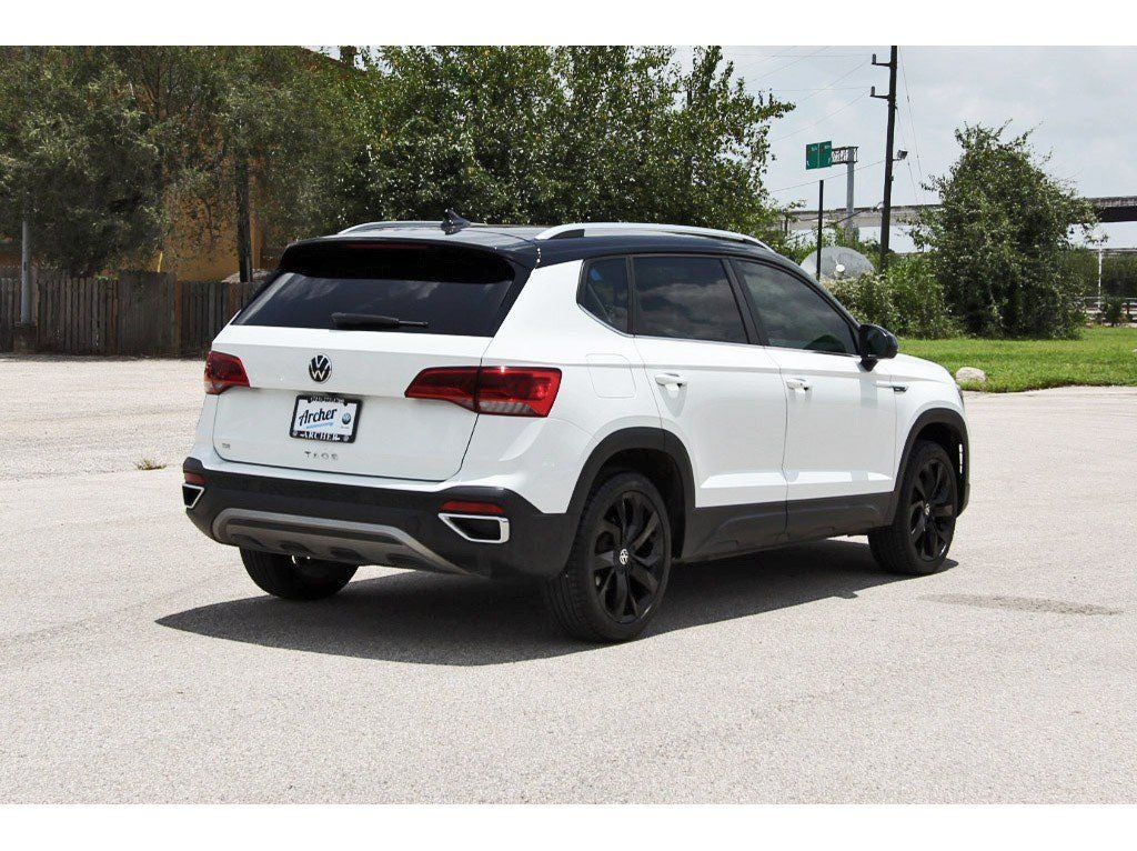 2024 Volkswagen Taos 1.5T SE