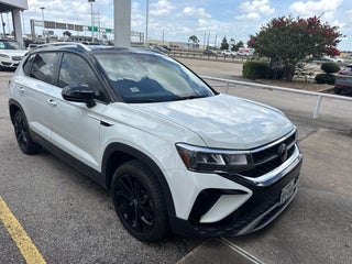 2024 Volkswagen Taos 1.5T SE