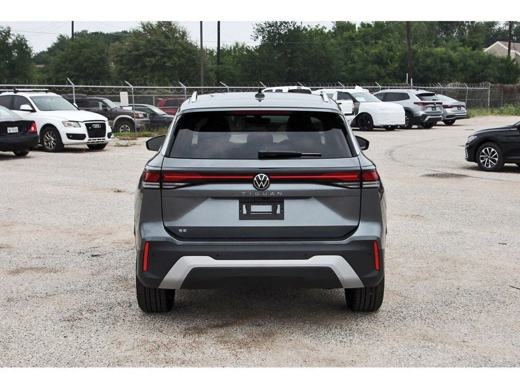 2026 Volkswagen Tiguan 2.0T SE