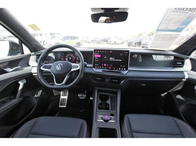 2025 Volkswagen Tiguan 2.0T SE R-Line Black