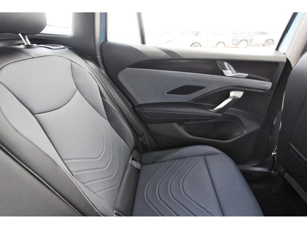 2025 Volkswagen Tiguan 2.0T SE R-Line Black