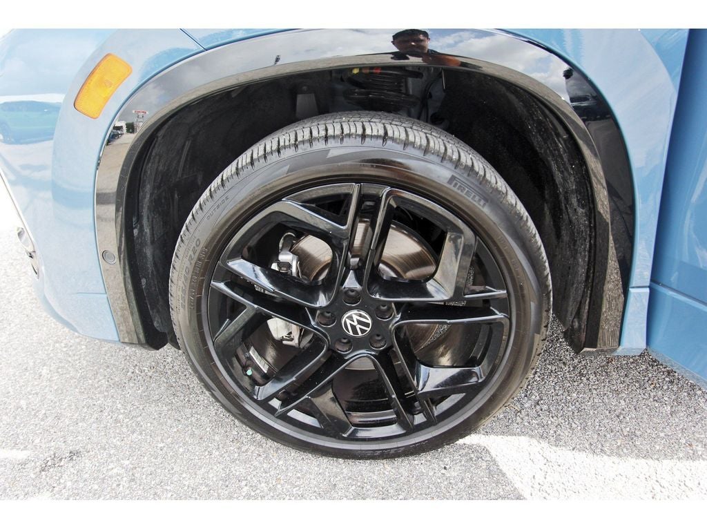 2025 Volkswagen Tiguan 2.0T SE R-Line Black