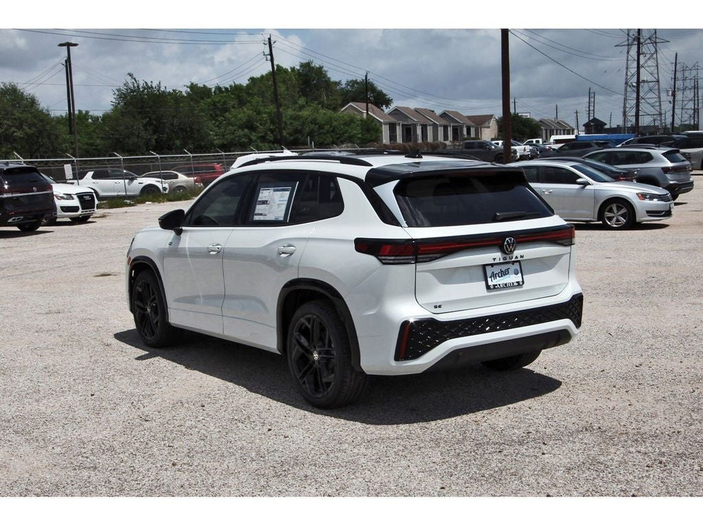 2026 Volkswagen Tiguan 2.0T SE R-Line Black