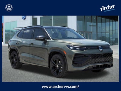 2026 Volkswagen Tiguan 2.0T SE R-Line Black
