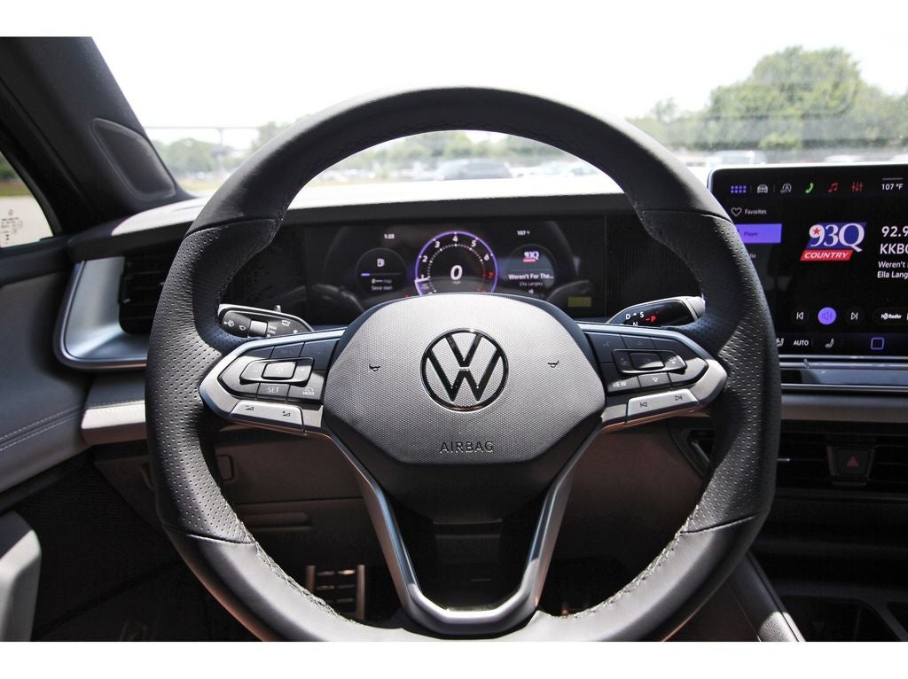 2026 Volkswagen Tiguan 2.0T SE R-Line Black