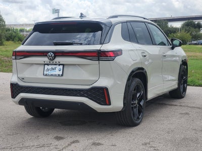 2026 Volkswagen Tiguan SE R-Line Black