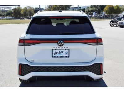 2026 Volkswagen Tiguan 2.0T SE R-Line Black