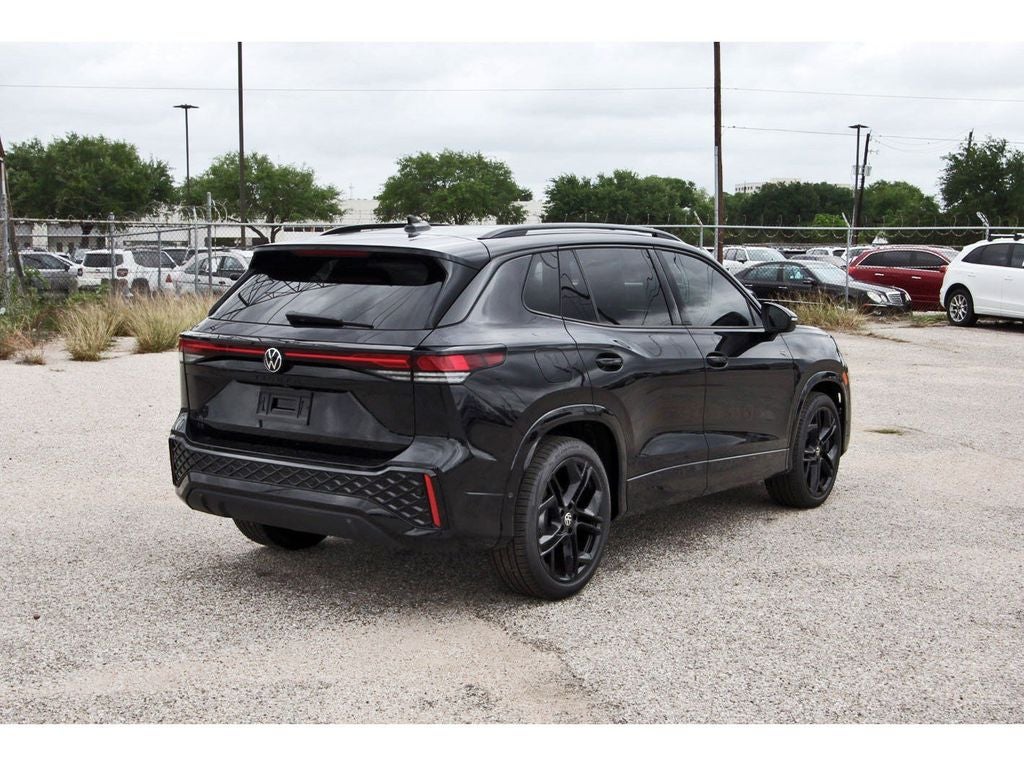 2026 Volkswagen Tiguan 2.0T SE R-Line Black