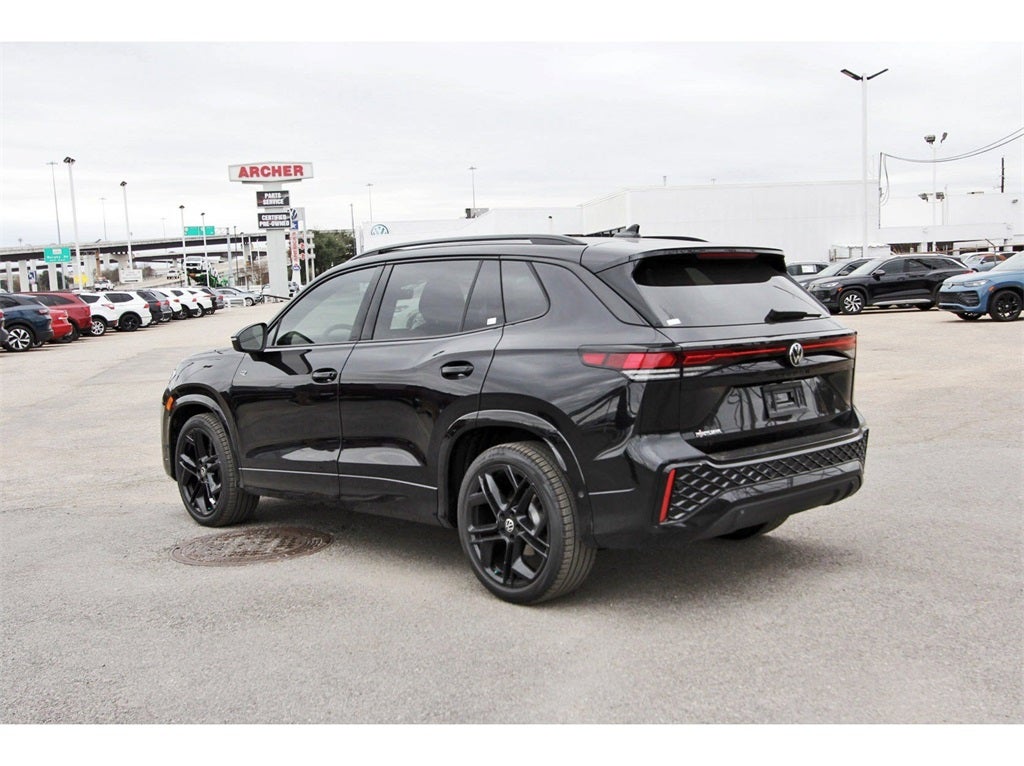 2026 Volkswagen Tiguan 2.0T SE R-Line Black