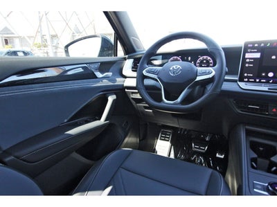 2026 Volkswagen Tiguan 2.0T SE R-Line Black