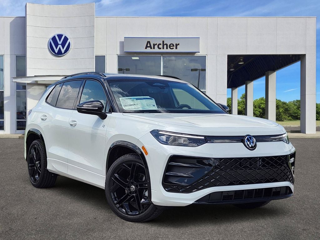 2026 Volkswagen Tiguan 2.0T SE R-Line Black