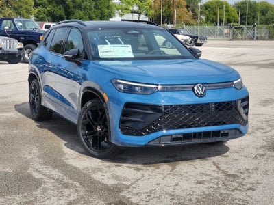2026 Volkswagen Tiguan SE R-Line Black