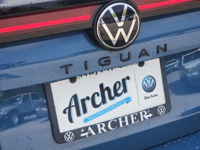 2026 Volkswagen Tiguan SE R-Line Black
