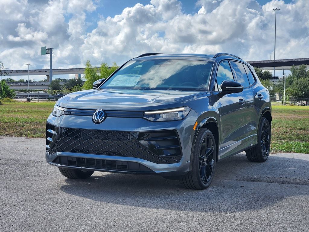 2026 Volkswagen Tiguan 2.0T SE R-Line Black