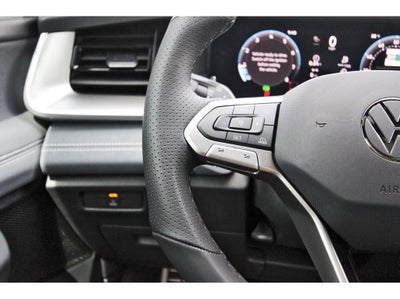 2026 Volkswagen Tiguan 2.0T SE R-Line Black