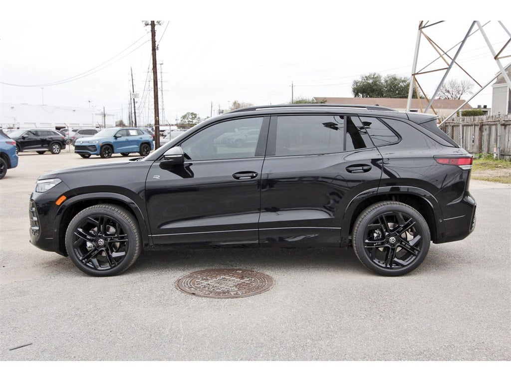 2026 Volkswagen Tiguan 2.0T SE R-Line Black