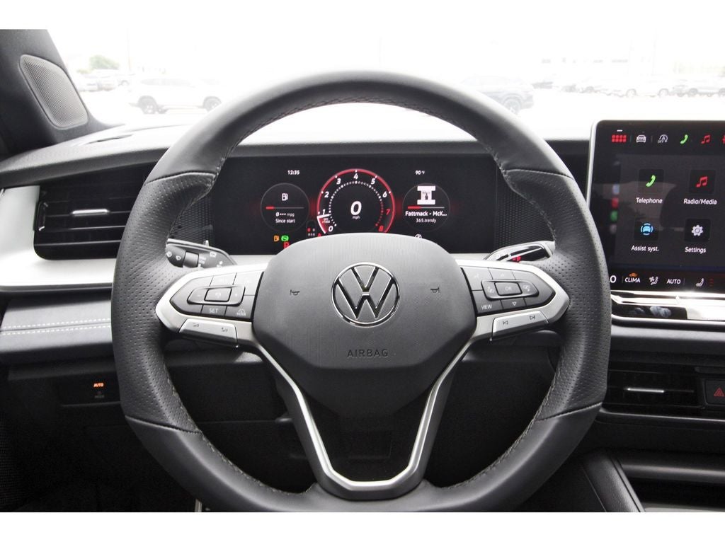 2026 Volkswagen Tiguan 2.0T SE R-Line Black