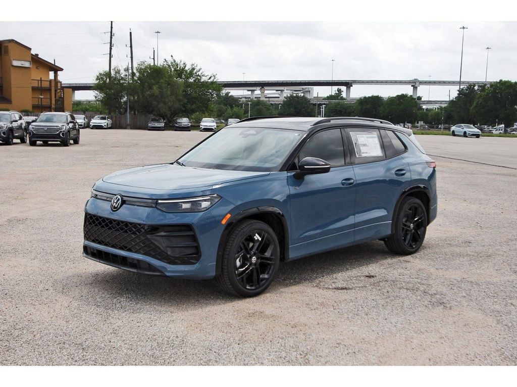 2026 Volkswagen Tiguan 2.0T SE R-Line Black