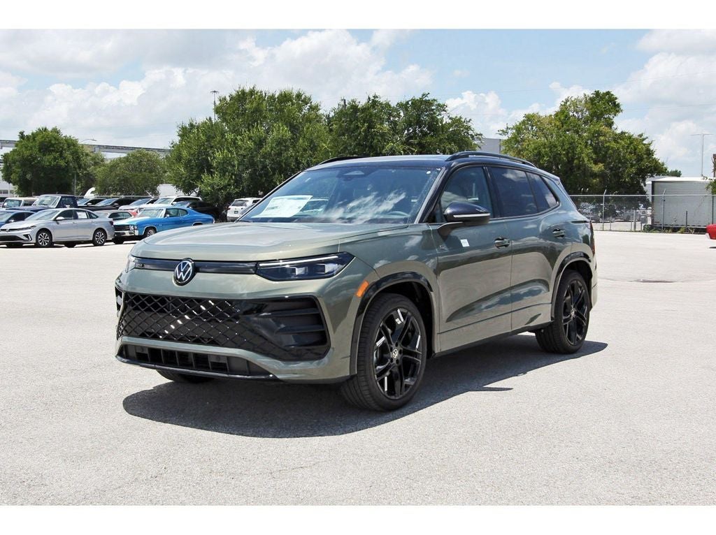 2026 Volkswagen Tiguan 2.0T SE R-Line Black