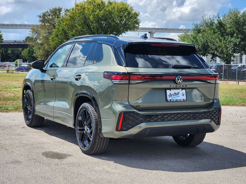 2026 Volkswagen Tiguan 2.0T SE R-Line Black