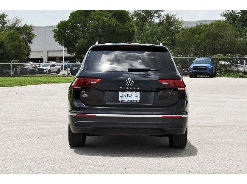 2024 Volkswagen Tiguan 2.0T SE