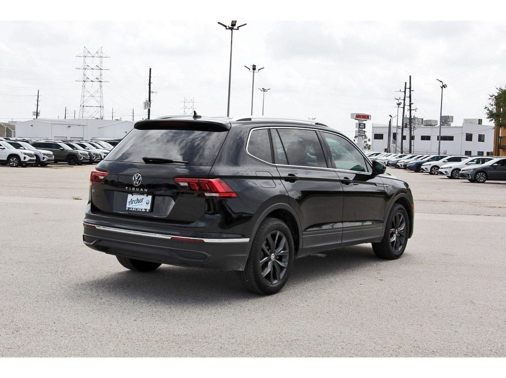 2023 Volkswagen Tiguan 2.0T SE