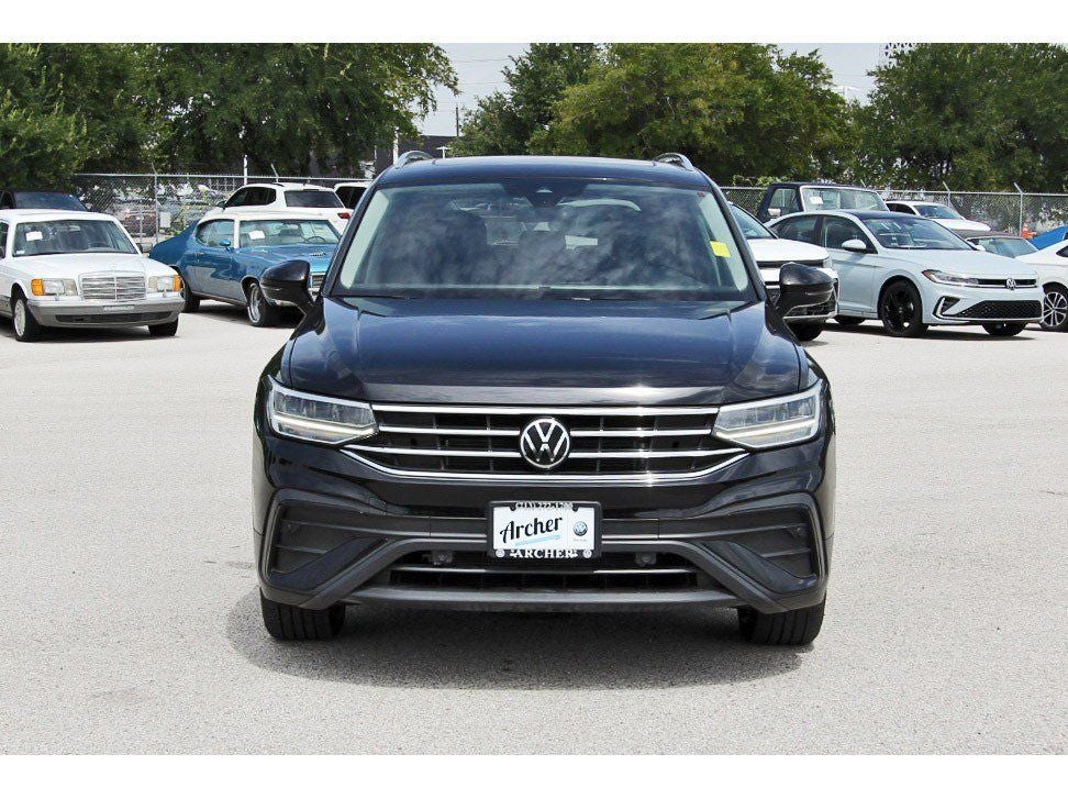 2023 Volkswagen Tiguan 2.0T SE