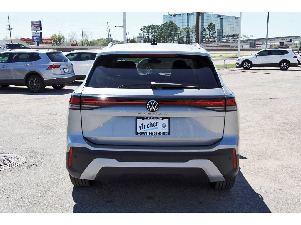 2026 Volkswagen Tiguan 2.0T SE
