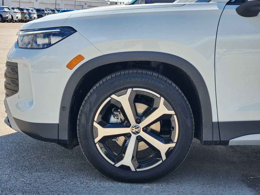 2026 Volkswagen Tiguan 2.0T SE