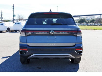 2025 Volkswagen Taos 1.5T SE