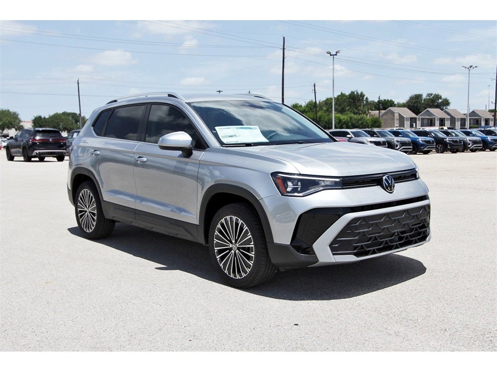 2025 Volkswagen Taos 1.5T SE