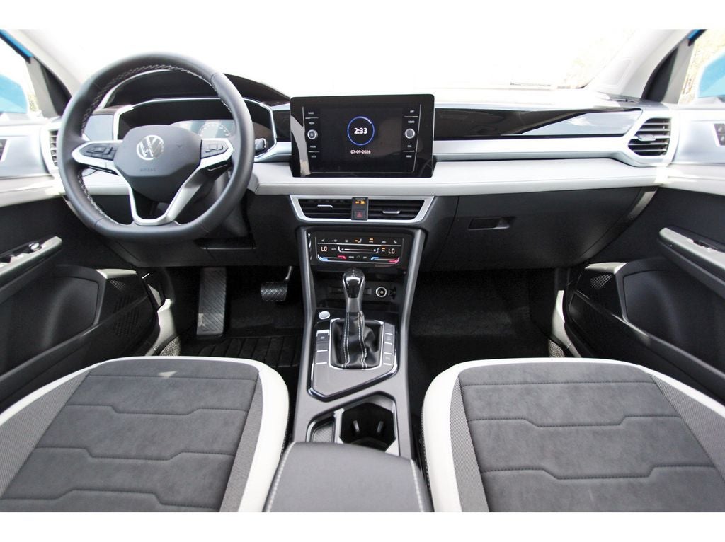2026 Volkswagen Taos 1.5T SE