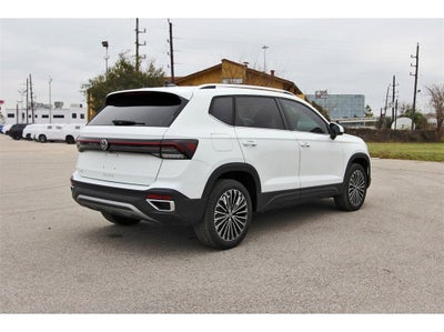 2025 Volkswagen Taos 1.5T SE