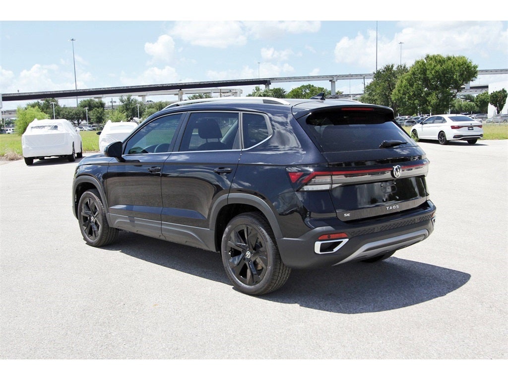 2025 Volkswagen Taos 1.5T SE