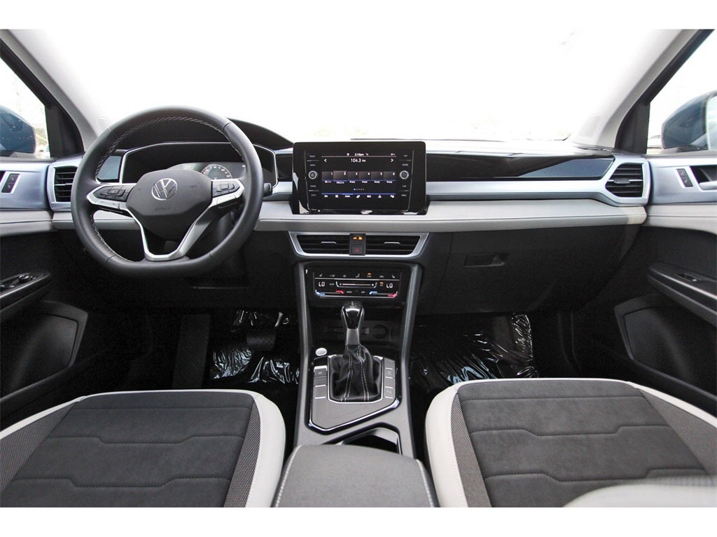 2026 Volkswagen Taos 1.5T SE