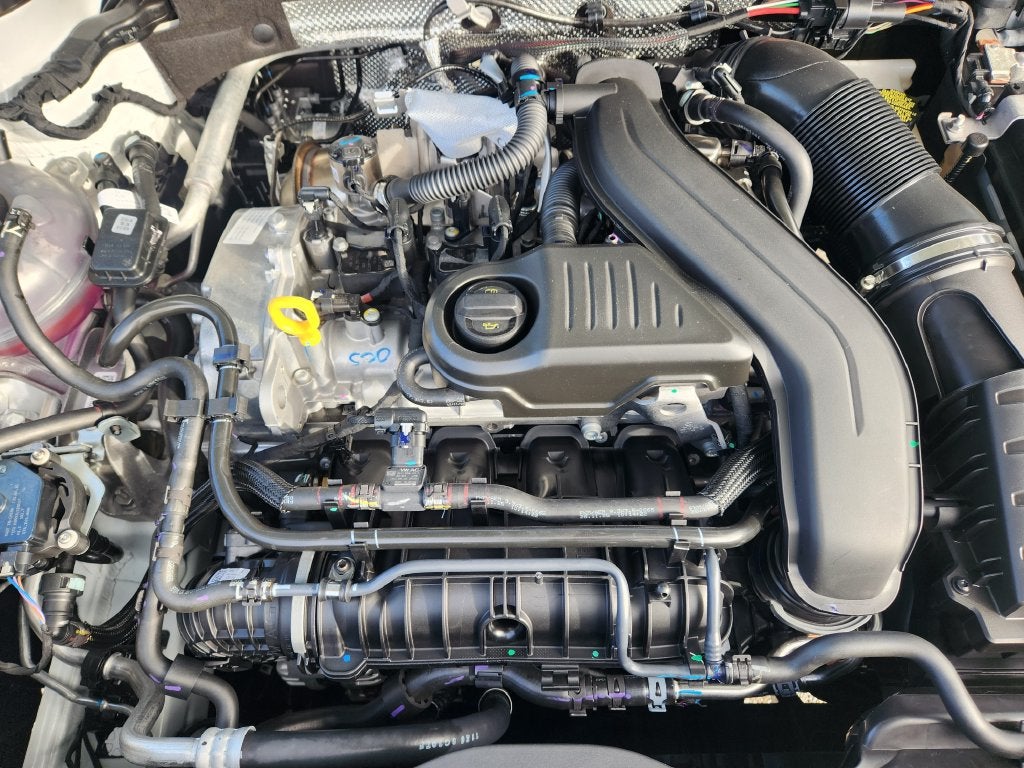 2027 Volkswagen Taos 1.5T SE