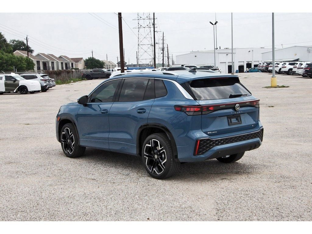 2026 Volkswagen Tiguan 2.0T SEL R-Line Turbo
