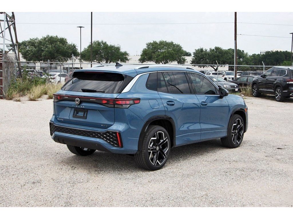 2026 Volkswagen Tiguan 2.0T SEL R-Line Turbo
