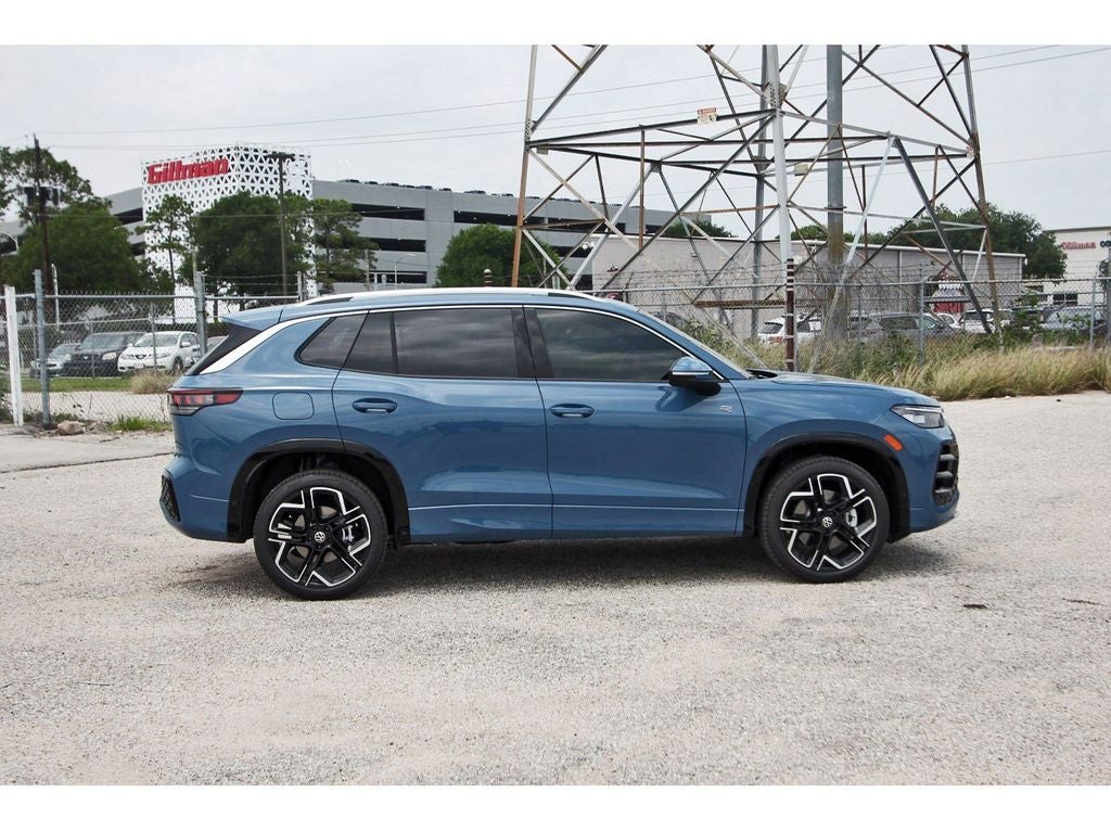 2026 Volkswagen Tiguan 2.0T SEL R-Line Turbo