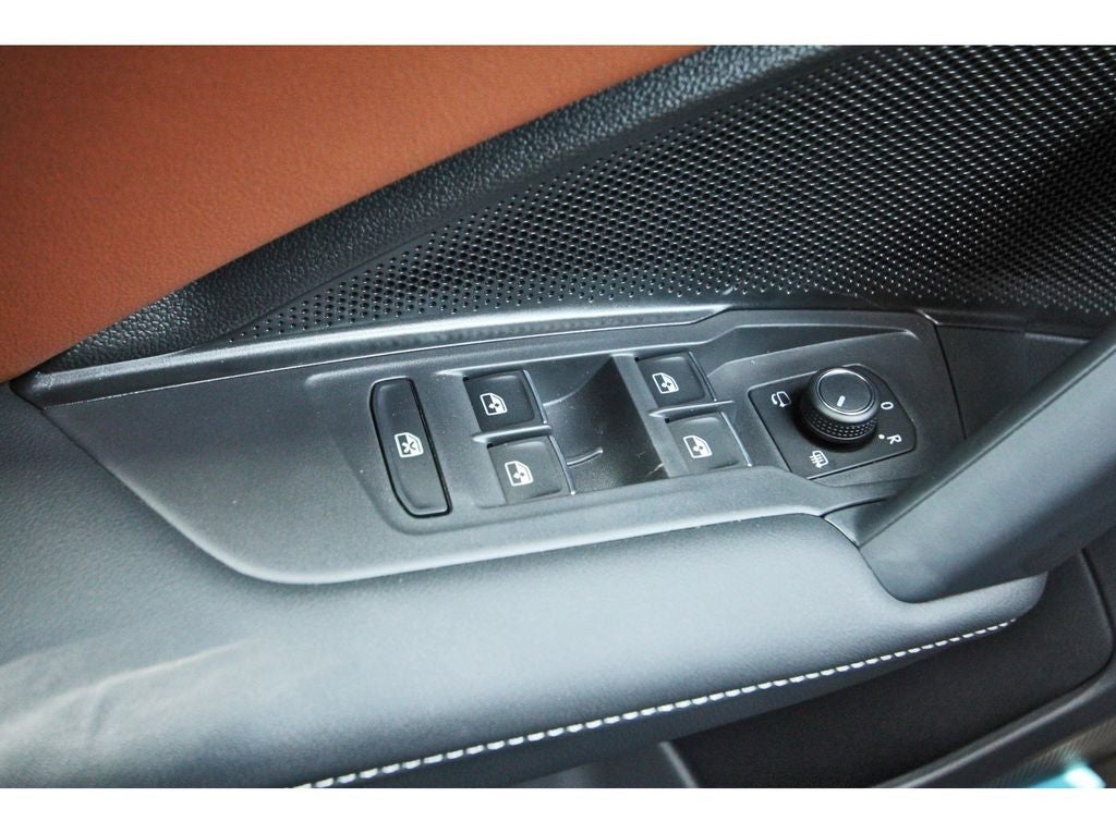 2026 Volkswagen Tiguan 2.0T SEL R-Line Turbo