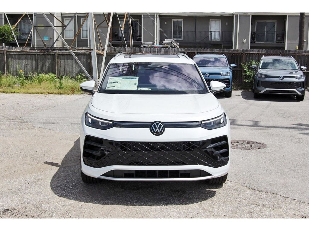 2026 Volkswagen Tiguan 2.0T SEL R-Line Turbo