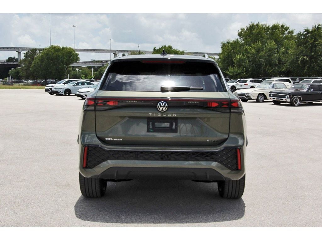 2026 Volkswagen Tiguan 2.0T SEL R-Line Turbo