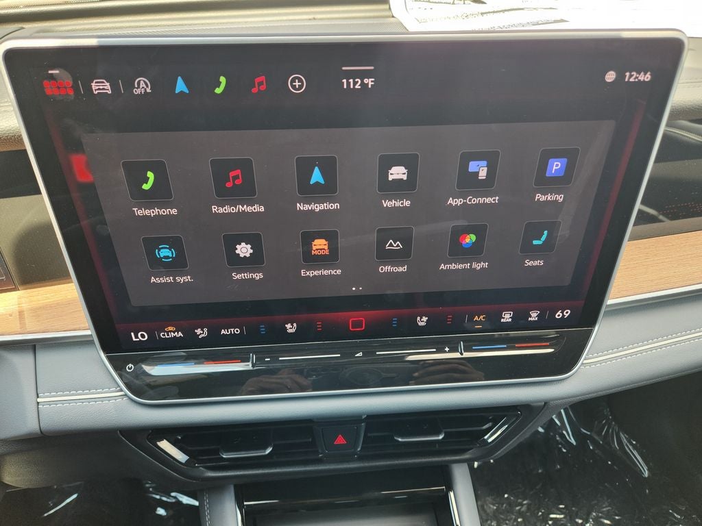 2026 Volkswagen Tiguan 2.0T SEL R-Line