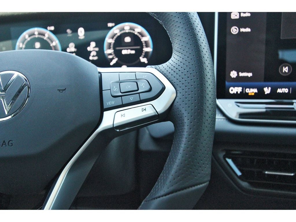 2026 Volkswagen Tiguan 2.0T SEL R-Line Turbo