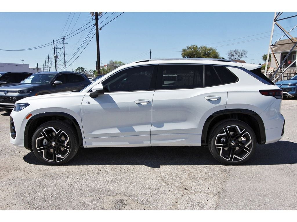 2026 Volkswagen Tiguan 2.0T SEL R-Line Turbo