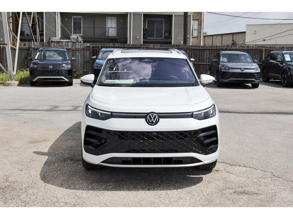 2026 Volkswagen Tiguan 2.0T SEL R-Line Turbo
