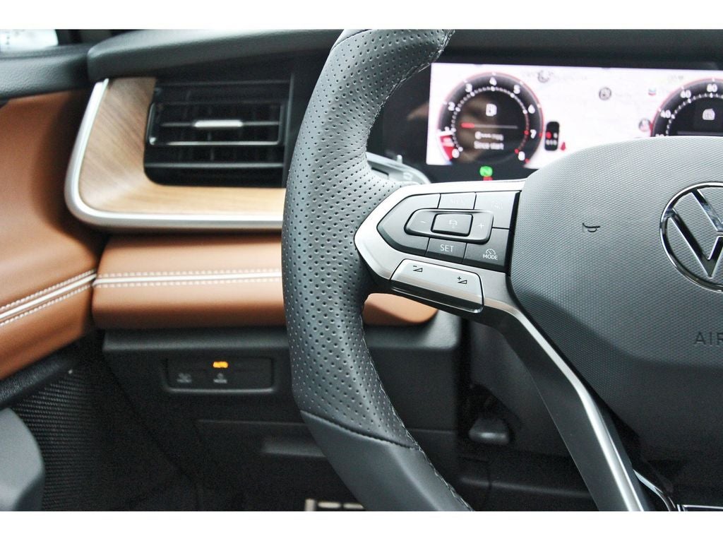 2026 Volkswagen Tiguan 2.0T SEL R-Line Turbo