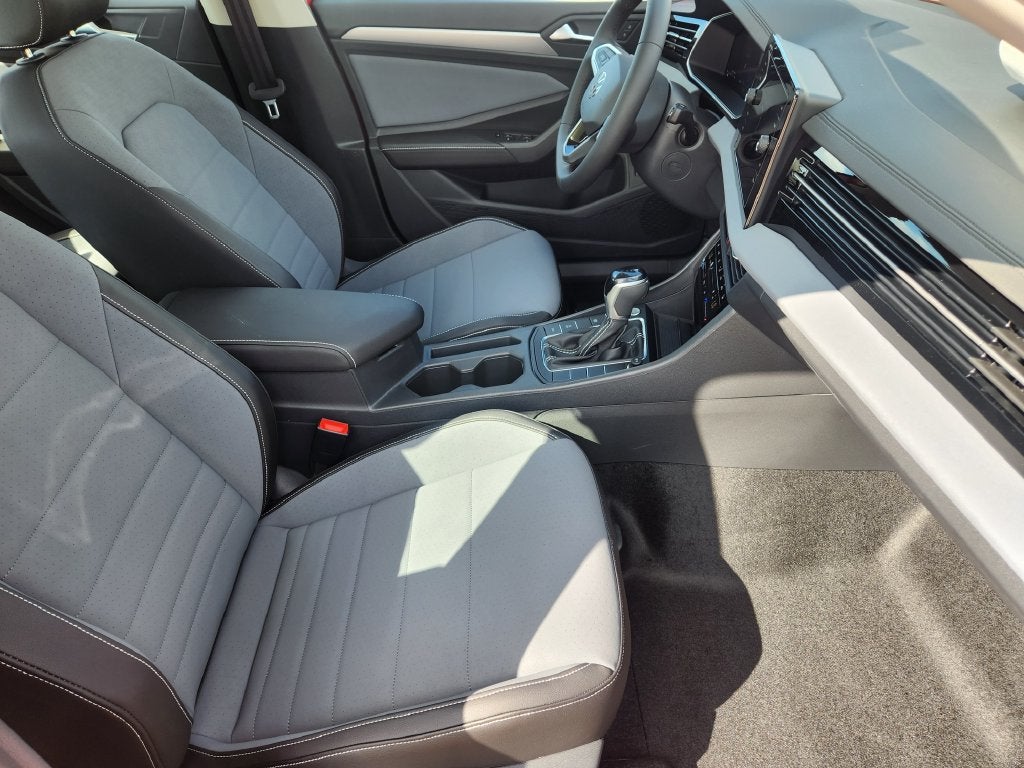 2027 Volkswagen Jetta 1.5T SE